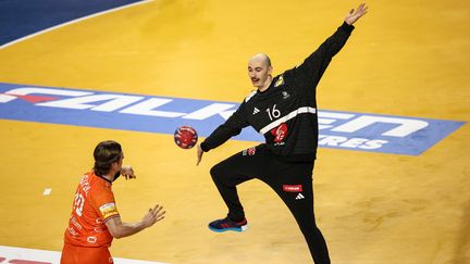 Charles Bolzinger lors de France - Pays-Bas au Mondial de handball à Varazdin (Croatie), le 23 janvier 2025. (ANNE-CHRISTINE POUJOULAT / AFP)