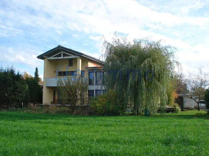 Charmante villa individuelle avec jardin naturel à CRESSIER (FR)