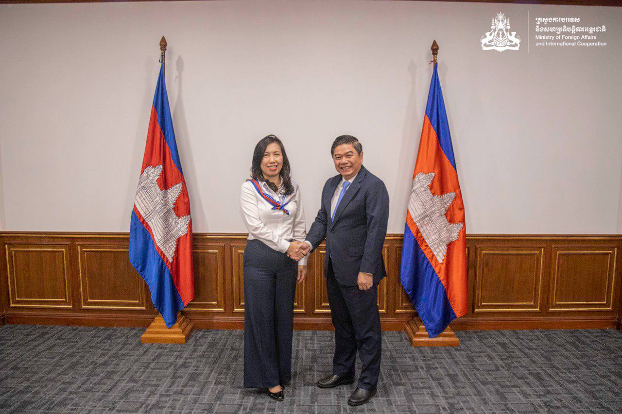 His Excellency Secretary of State SEA Kosal receives a courtesy call by Deputy Minister of Foreign Affairs of the Socialist Republic of Vietnam 