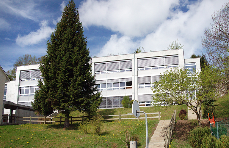 chatel-st-denis-ecole-bourg-1.jpg