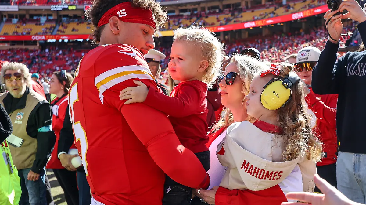 Mahomes’ drei Wochen alte Tochter kommt zum Super Bowl