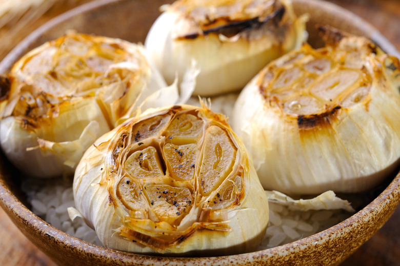 Roast Garlic Cloves With Potatoes