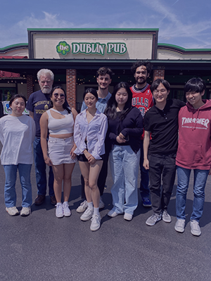 group shot of foreign exchange students outside Dublin Pub