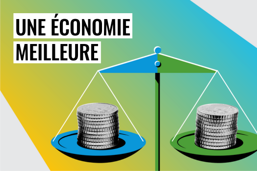 Photocomposition : Une balance avec des pièces de monnaie et les mots Une économie meilleure