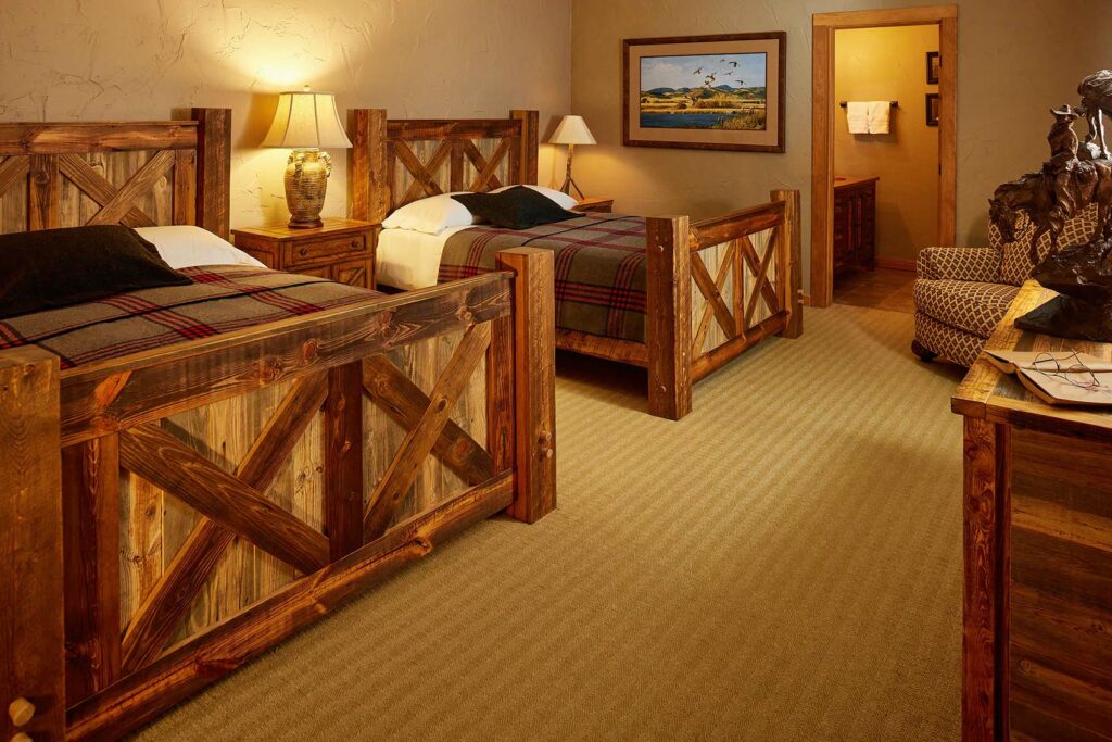 Wagonhound Reid Creek Lodge Bedroom 2