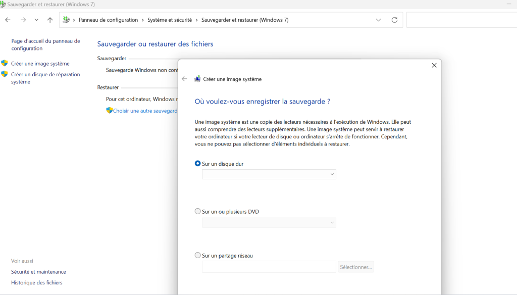 Effectuez une sauvegarde de votre disque dur via Créer une image système.