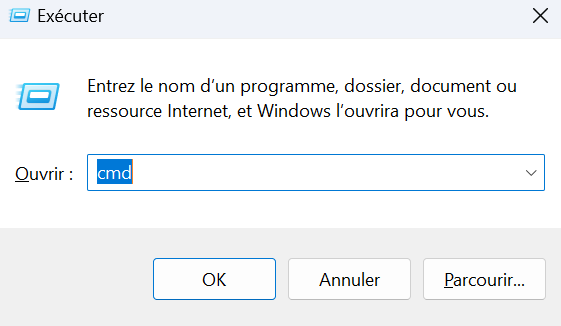 Lancez la boîte de dialogue Exécuter dans Windows et saisissez la commande cmd 