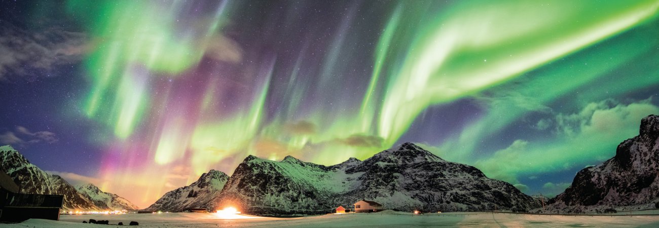 Aurora Borealis - Nordlichter © mumemories-fotolia.com