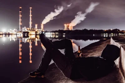 SatanWasa_Babyboomer - Ahh, słońce, plaża, ciepłe wygazowane p--o Pytacie gdzie piz.....