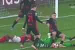 Minieri - Raphinha kończy ten szalony mecz, Benfica - Barcelona 4:5

Mirror: https://...