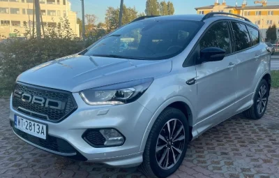 amrotek - Czy taki grill w #ford #kuga 2 generacji, 2019r występował oryginalnie? Zna...