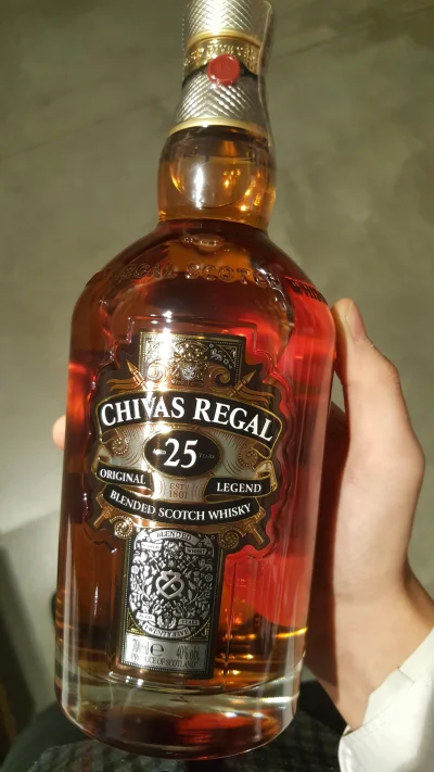 MasiekMasku - Zakochałem się. ( ͡° ͜ʖ ͡°) #w----y #whiskyfan #chivas #gownowpis