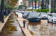 Malaga pod wodą. Szkoły zamknięte, loty odwołane, tysiące ludzi objętych ewakuac