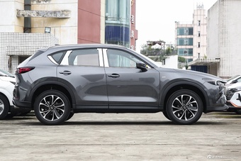 2024款马自达CX-5 2.5L 自动四驱尊耀型