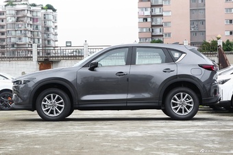 2024款马自达CX-5 2.0L 自动两驱智尚型