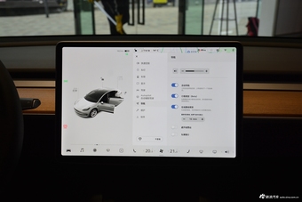2021款Model 3 标准续航后驱升级版