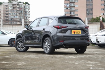 2024款马自达CX-5 2.0L 自动两驱智尚型