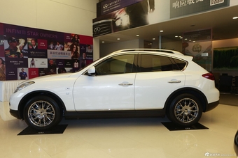 2013款英菲尼迪QX50 2.5L两驱优雅版